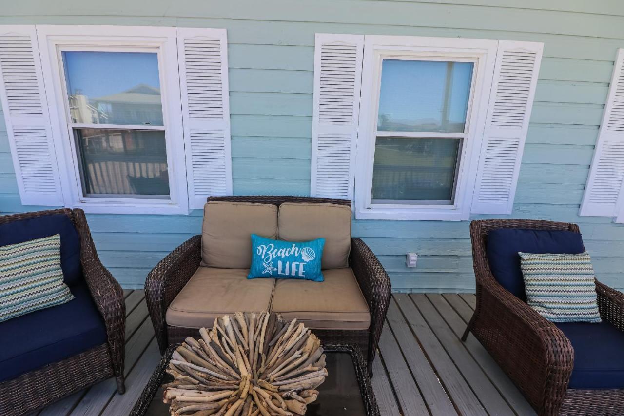 One-Of-A-Kind Beach Home With Lounge Bar Game Room Galveston Eksteriør bilde