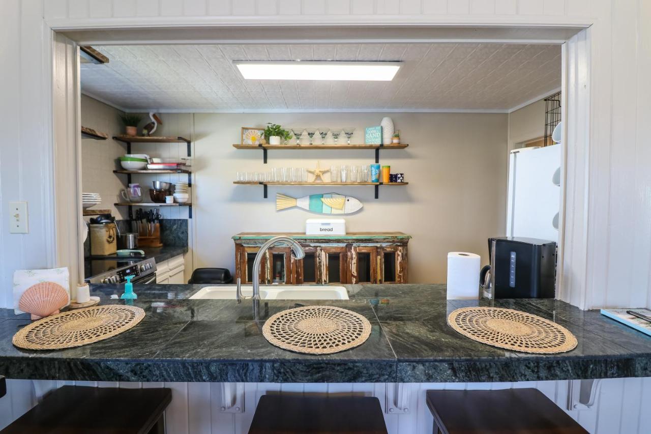One-Of-A-Kind Beach Home With Lounge Bar Game Room Galveston Eksteriør bilde