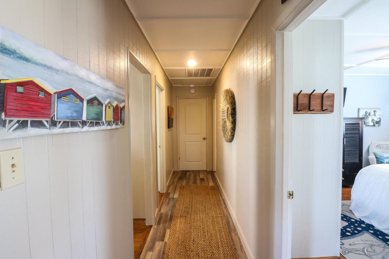 One-Of-A-Kind Beach Home With Lounge Bar Game Room Galveston Eksteriør bilde