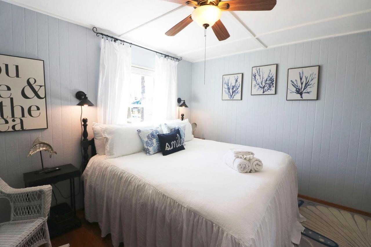 One-Of-A-Kind Beach Home With Lounge Bar Game Room Galveston Eksteriør bilde