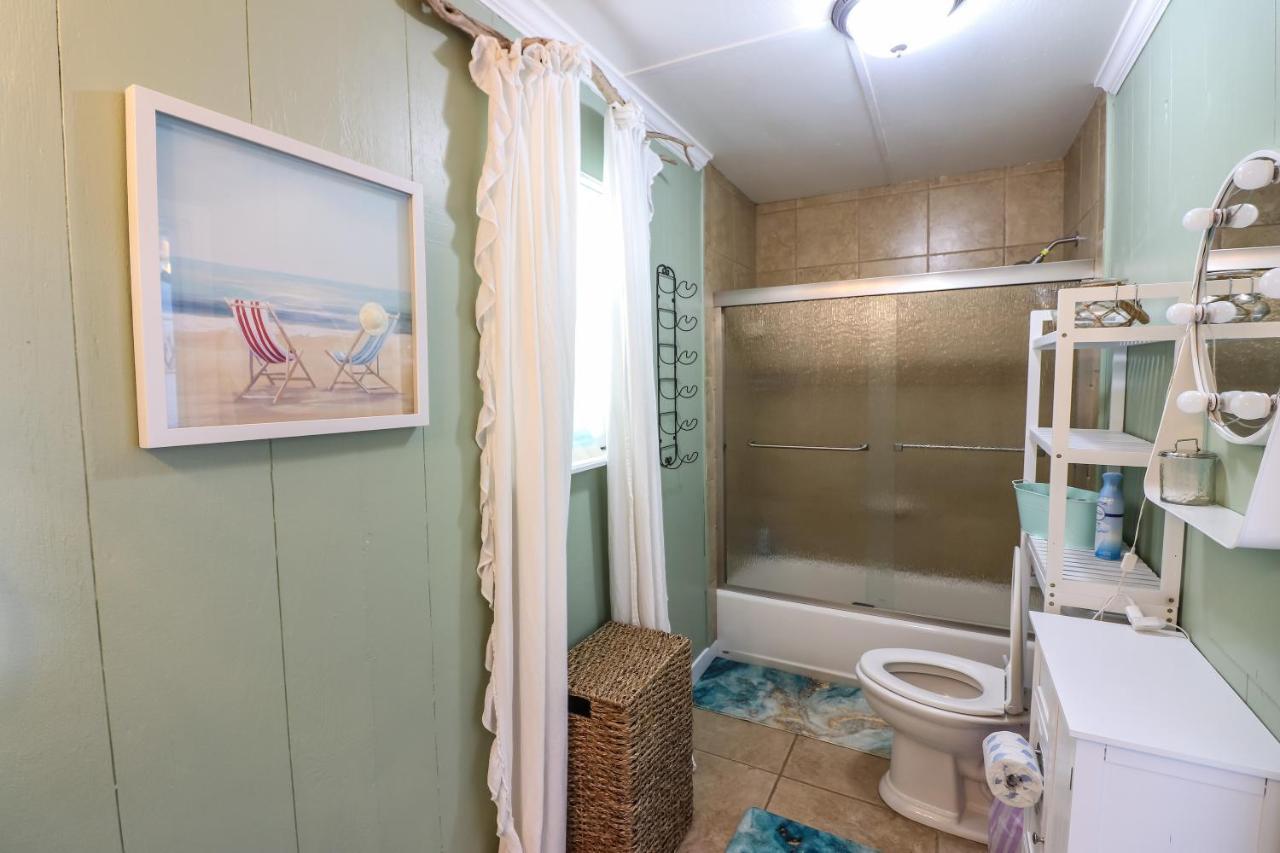 One-Of-A-Kind Beach Home With Lounge Bar Game Room Galveston Eksteriør bilde